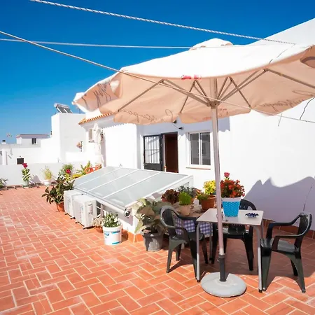 Con Aire Y Terraza En El Centro Apartment *